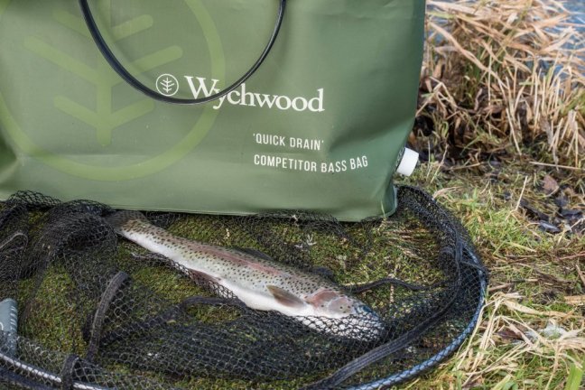 Wychwood Taška na ryby Quick Drain Bass Bag