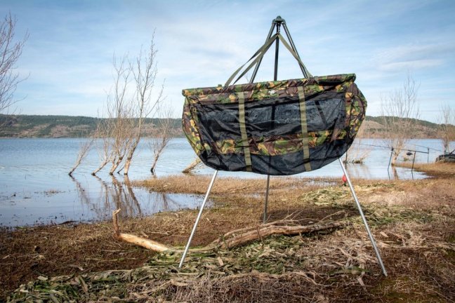 Giants fishing Vážící sak plovoucí Weigh Sling Floating Luxury Camo XL
